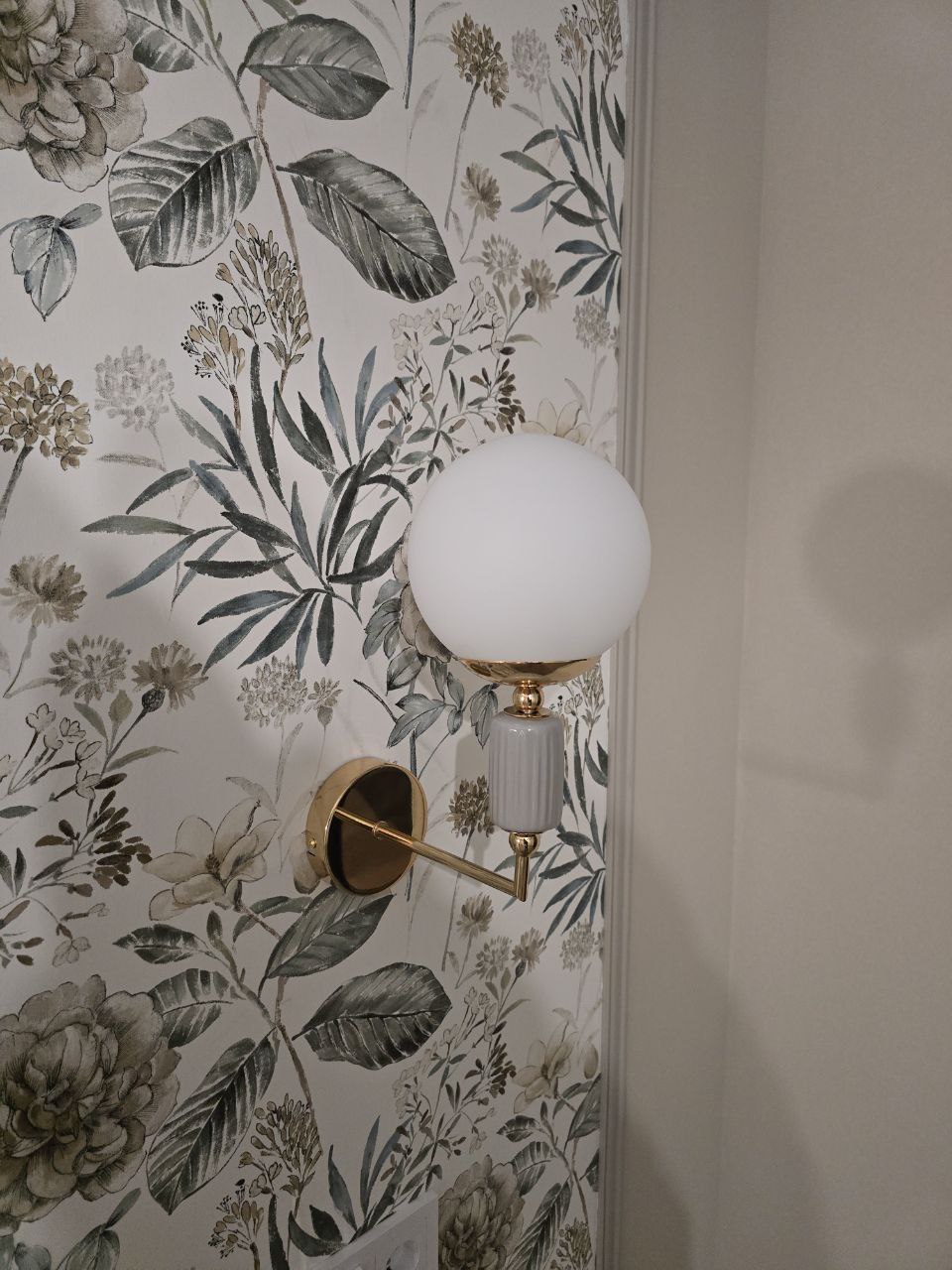 Бра Odeon Light Exclusive Modern Palle 5405/1W фото в интерьере Бра Odeon Light Exclusive Modern Palle 5405/1W фото в интерьере